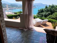 Coco Seaview Apartment, 60Sec Walk from Beach!