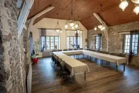 Logis Central Hôtel - Restaurant & Spa Hotel a Bort-les-Orgues