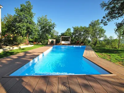 Vesna Hotels in 