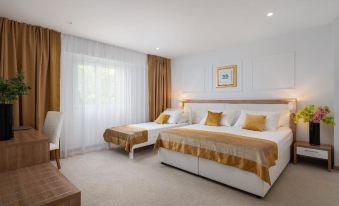 Hotel Corner - Housity
