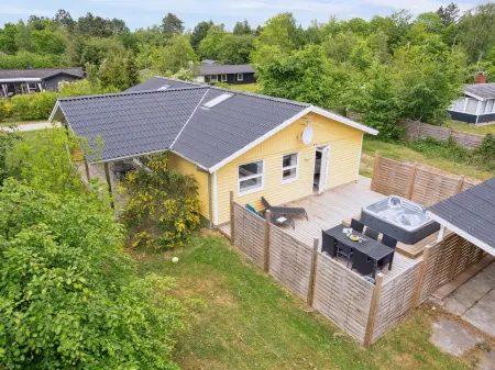 "Barth" - 950m from the Sea