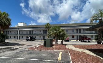 Motel 6 New Port Richey, FL