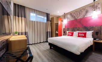 Ibis Hotel (Yixing Longbeishan Forest Park)