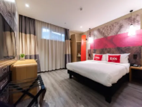 Ibis Hotel (Yixing Longbeishan Forest Park)