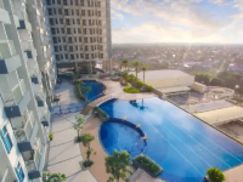 Avira at Anderson Pakuwon Mall Hotels in Wiyung