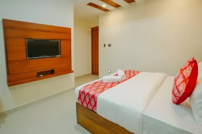 Saavees Residency Hotels in Rajaji Nagar