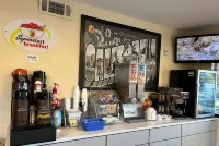 Super 8 by Wyndham Red Bluff - Desayuno
