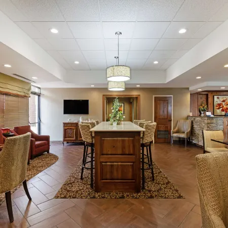 Best Western Colonial Inn