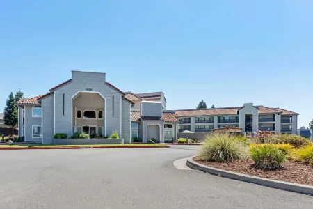 Country Inn & Suites by Radisson, Vallejo Napa Valley, CA