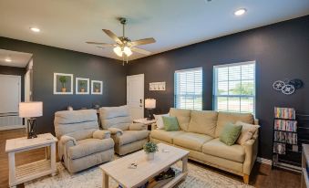 Madill Vacation Rental w/ Grill: Near Lake Texoma!
