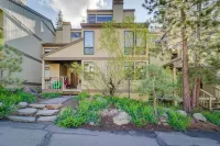 1 Mi to Lake Tahoe Condo with Deck in Kings Beach!