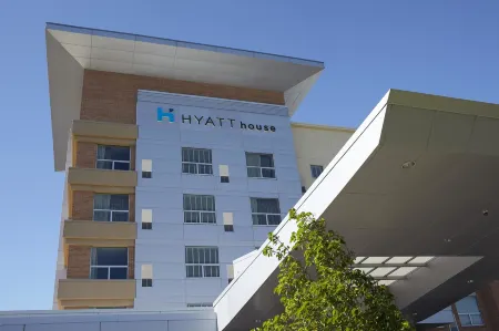 Hyatt House Atlanta Downtown Отели в г. Фултон