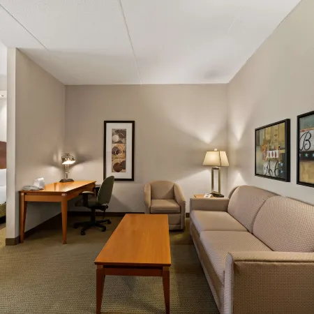 Best Western Plus Orangeville Inn  Suites