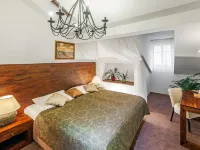 Hotel Residence Agnes Hotels near Powder Tower