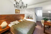Hotel Residence Agnes - Airport Shuttle
