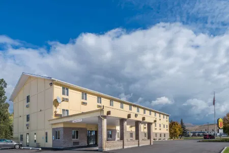 Super 8 by Wyndham Missoula/Reserve St. Отели в г. Миссоула