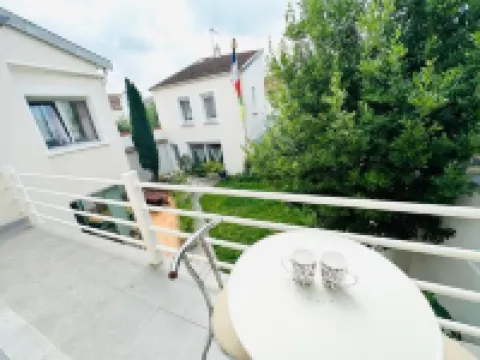 Reims Sherpa Guest House