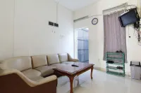 Mess 888 Hotel a Bandung Kidul