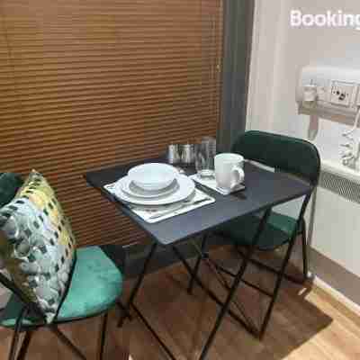 Chic Citispace -1-Bed Apartment Leeds City-WiFi Dining/Meeting Rooms