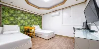Jangseong J - Special Room (Single + Single)