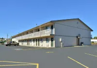Americas Best Value Inn Burns Hotels near Safeway