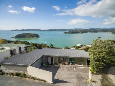 Tarlton's Lodge Hotels in Opua