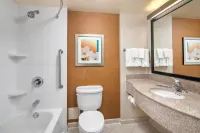 Fairfield Inn & Suites Toronto Airport