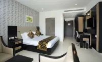 Mariyalayam Munroe Island Residency Hotels near AVM Complex