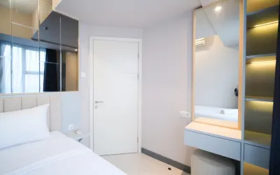Luxury and Clean 2Br at Benson Supermall Mansion Apartment by Travelio
