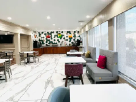 Quality Inn & Suites McDonough South I-75 Hotels in McDonough