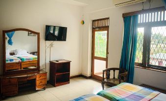 Sharon Inn