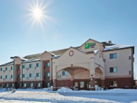 Holiday Inn Express & Suites LINCOLN SOUTH by IHG Hotels in Lincoln