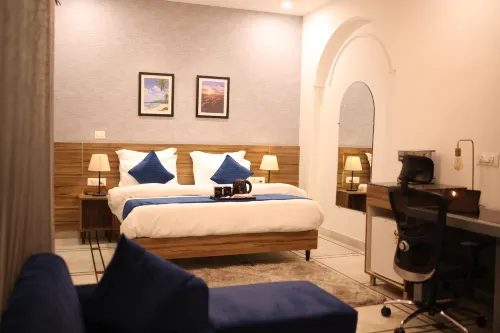 Gallivanto inn - Rohini Hotels in North Delhi