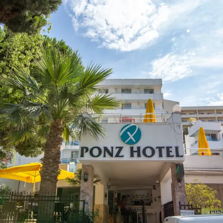 Ponz Hotel
