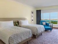 Le Royal Méridien Abu Dhabi Hotels near Lake Park