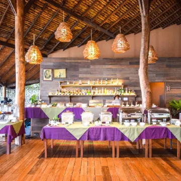 Baan Ploy Sea