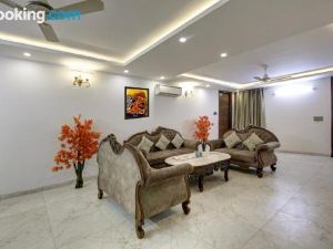 SONESTA LUXURY APARTMENT