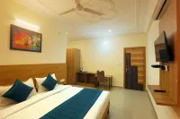 Hotel Lemon Suites & Banquet Noida Sector 62