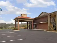 Days Inn by Wyndham Asheville Downtown North Hotel a Buncombe County
