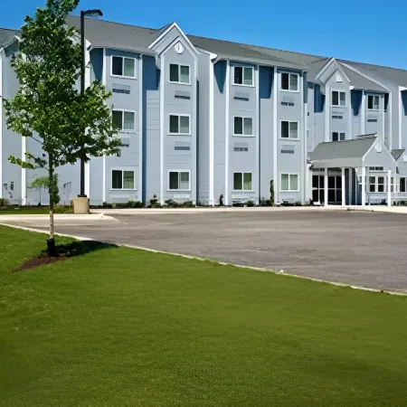 Microtel Inn & Suites by Wyndham Elkhart