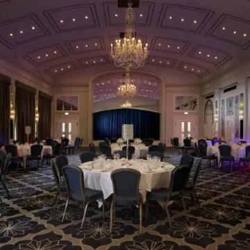 Castle Hotel Windsor Отели рядом с достопримечательностью «Dramatica»