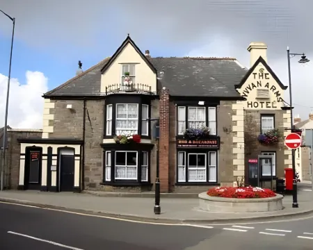 The Vyvyan Arms Hotel Hotels in Camborne