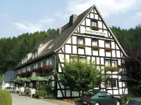 Hotel & Gasthof Hubertushöhe Hotels in Bad Berleburg