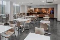 City Express by Marriott Celaya Galerias - breakfast