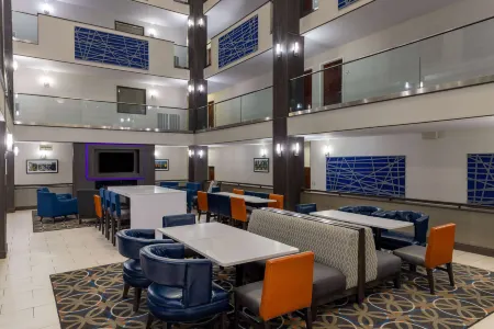 La Quinta Inn & Suites by Wyndham Covington