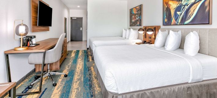 La Quinta Inn & Suites by Wyndham Terrell Hotels in Kaufman County