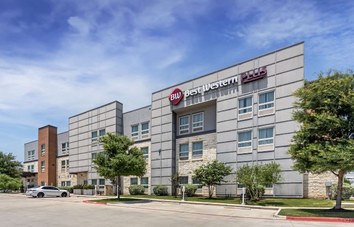 Best Western Plus Pflugerville Inn  Suites