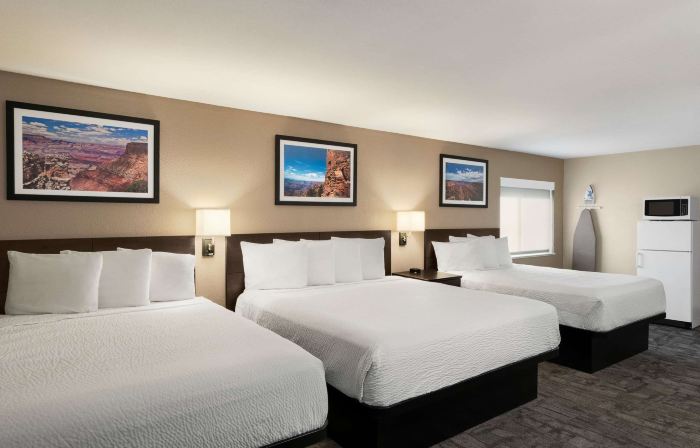 Travelodge by Wyndham Lake Havasu