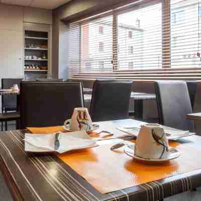 Logis Hôtel les Voyageurs Dining/Meeting Rooms