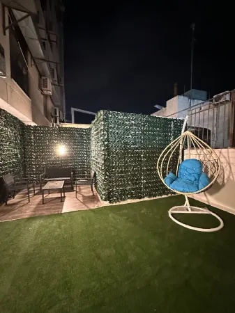 Stylish Luxe Apartment Отели рядом с достопримечательностью «King Hussein Bin Talal Mosque»